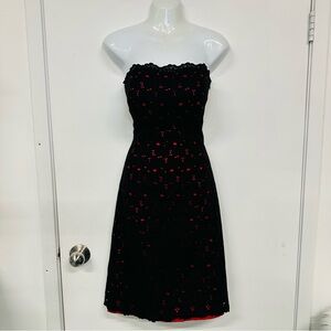 90s Vintage strapless dress Size 8 black lace eyelet over red lining Grad Prom